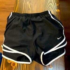Black Nike shorts